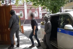 VIDEO: Nga bắt công dân Pháp nghi lén thu thập thông tin tình báo quân sự