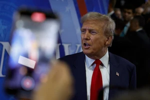 Ông Trump tuyên bố không tham gia cuộc tranh luận nào nữa với bà Harris 