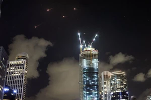 Iran, Israel thông tin chỏi nhau về hậu quả cuộc tấn công tên lửa