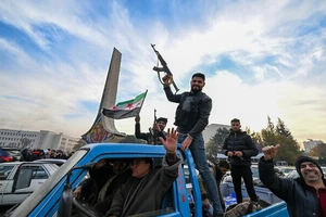 Nội chiến Syria: Chỉ huy quân nổi dậy ra tuyên bố sau khi chiếm Damascus