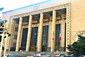 Xả súng gần Tòa tối cao Iran, 2 thẩm phán thiệt mạng