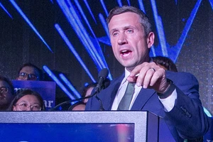 Đảng Dân chủ có tân lãnh đạo sau màn thua đậm trước ông Trump và đảng Cộng hòa