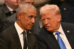 Ông Trump nói 'rất muốn' đấu với ông Obama nếu được phép tranh cử nhiệm kỳ ba