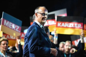 Thủ tướng tương lai Friedrich Merz nhắn ông Trump: Đức đã trở lại đường đua 