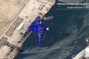 Triều Tiên bắt 3 quan chức sau sự cố hạ thuỷ tàu chiến