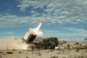 Biết gì về GMARS - pháo phản lực Mỹ-Đức có sức mạnh gấp đôi HIMARS vừa được khai hỏa thành công?