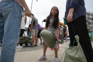 Trung Quốc gọi Ragasa là 'vua bão', khẩn trương ứng phó