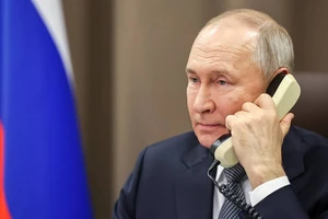 Ông Putin cấp tập gọi điện loạt lãnh đạo vùng Vịnh, bàn giảm thang xung đột Trung Đông