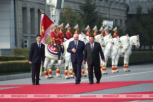 Tổng thống Belarus lần đầu công du Triều Tiên