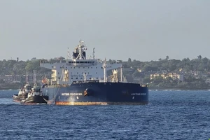 Tàu Nga chở 100.000 tấn dầu đã cập cảng Cuba 