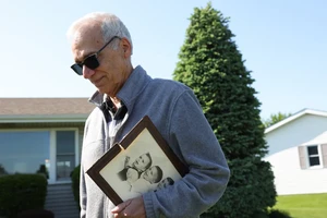 Cảnh sát điều tra vụ nhà anh trai Giáo hoàng Leo XIV ở Mỹ bị đe dọa đánh bom 