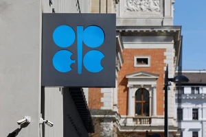 Ông Trump, Điện Kremlin bình luận việc UAE rút khỏi OPEC