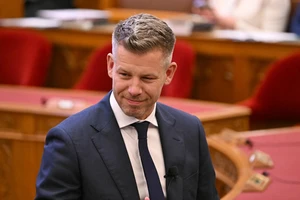 Tân thủ tướng Hungary tuyên thệ nhậm chức