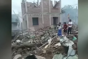 HIện trường vụ nổ ở Myanmar ngày 31-5. Ảnh: Al Jazeera