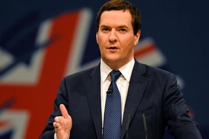 Anh duy trì chính sách kinh tế "thắt lưng buộc bụng"