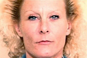 Mỹ kết án 10 năm tù với một nữ khủng bố thánh chiến