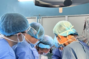 'Giành giật' sự sống cho bệnh nhân ung thư thận có tiên lượng tử vong 90%