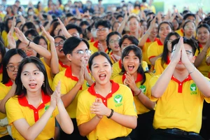 Hàng ngàn chiến sĩ hào hứng ra quân Chiến dịch Xuân tình nguyện 2024