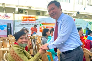 Phó Chủ tịch UBND TP.HCM Dương Anh Đức: Mọi người ai cũng có tết ấm áp