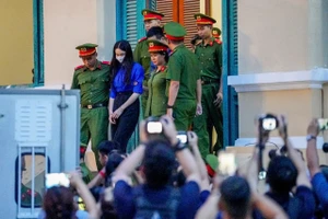 Toàn cảnh phiên xét xử hoa hậu Thùy Tiên, Quang Linh Vlogs, Hằng Du Mục