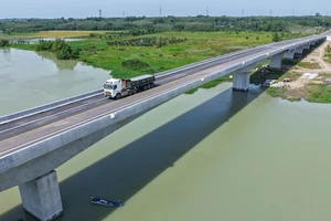 Toàn cảnh cầu Thanh An nối TP.HCM với tỉnh Tây Ninh trước ngày khai thác