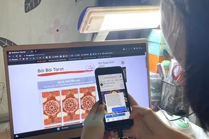 Cảnh báo giới trẻ lạm dụng xem bài Tarot