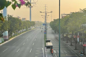 TP.HCM: Đường phố vắng vẻ, an bình sáng mùng 1 Tết