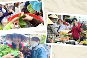 Phiên chợ lấy lá thay tiền, muốn mua món ăn chỉ cần đưa lá cây ở TP.HCM