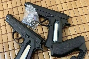 Sử dụng súng bắn bi sắt có vi phạm pháp luật không?