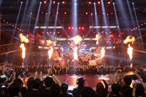 'Anh trai vượt ngàn chông gai': Khi người trẻ được thổi bùng văn hóa dân tộc