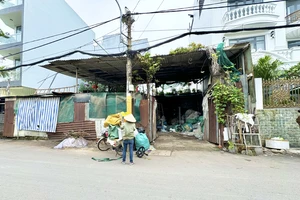 Siết chặt an toàn PCCC tại hộ kinh doanh phế liệu