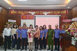 VKSND TP.HCM bổ nhiệm nhiều lãnh đạo chủ chốt ở các quận