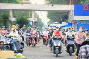 Từ 1-1-2026, tăng mức lương tối thiểu làm căn cứ đóng BHXH bắt buộc