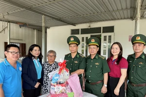 'Xuân Biên phòng ấm lòng dân bản' lan tỏa nghĩa tình tại xã Phước Hải