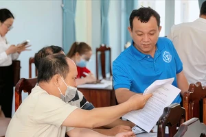 Người lao động cần làm gì khi doanh nghiệp chậm đóng, nợ BHXH?