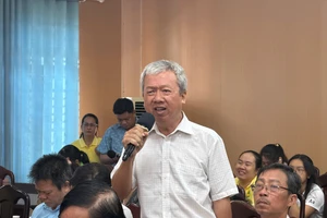 Cử tri TP.HCM: Thực phẩm chưa an tâm, giá cả còn tăng nhanh, giảm chậm