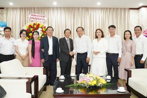 Phó Chủ tịch Liên đoàn Luật sư Việt Nam thăm, chúc mừng Báo Pháp Luật TP.HCM nhân Ngày Báo chí Cách mạng Việt Nam