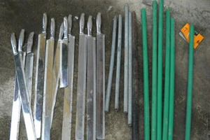 Tài xế xe khách bị nhóm côn đồ bao vây dọa ‘xử’