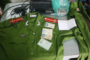 Cảnh sát “dởm” sử dụng ma túy đá trong nhà nghỉ