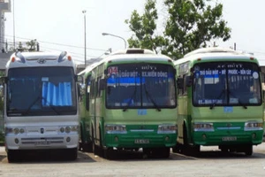 Phạt tiền, thu phù hiệu doanh nghiệp vận tải không giảm giá cước 