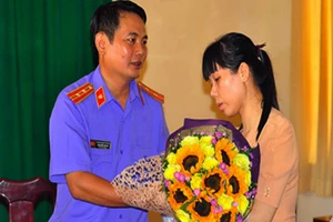 Phó trưởng công an huyện bị cách chức vì bắt oan dân