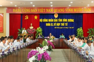 Cử tri Bình Dương còn nhiều bức xúc về lĩnh vực đất đai