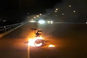 Nhảy cầu Đồng Nai tự tử nhưng thoát chết