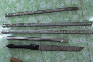 Bình Dương: Phá băng cướp nghiện 'hễ chống là chém'