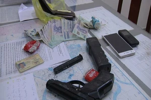 Nhóm cướp Đồng Nai dùng súng lấy 27 tấn hàng