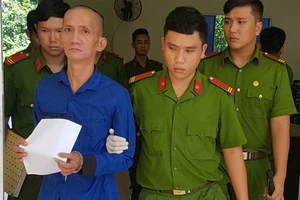 Bị cáo giết người vẫn được tại ngoại lãnh án