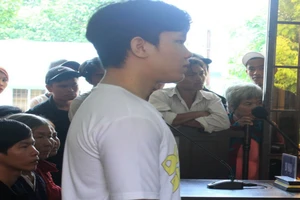 Em đâm chết anh vì bị đánh