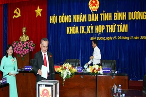 Bình Dương: Giám đốc Sở Y tế có nhiều phiếu tín nhiệm thấp