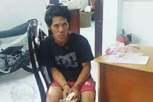 Bị phát hiện, tên trộm dùng dao truy sát chủ nhà