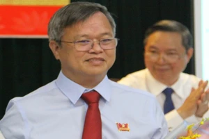 Trao quyết định chuẩn y phó bí thư Tỉnh ủy Đồng Nai